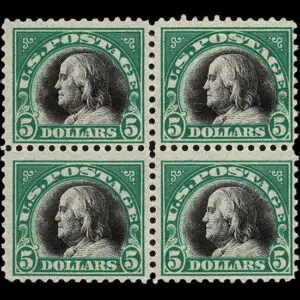 Lot 171 - UNITED STATES: 1918: $5 deep green and black, BLOCK OF FOUR - Image 1